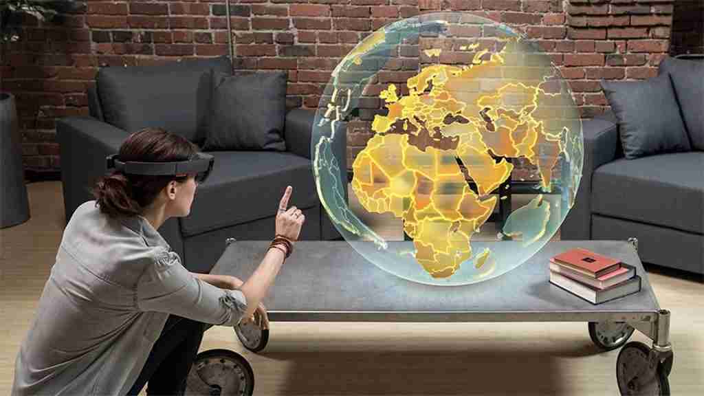 HoloLens 2